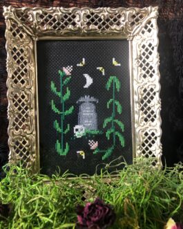 Creepy Cross Stitch | Goth Home Decor | Witchy Aesthetic | Skull Cross Stitch