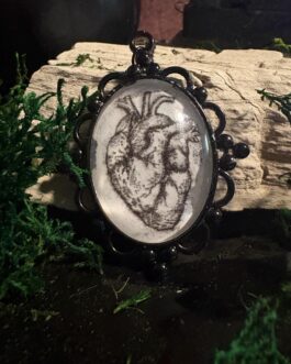 Heart Necklace | Anatomically Correct Heart | Goth Jewelry | Creepy Jewelry | Witchy Aesthetic